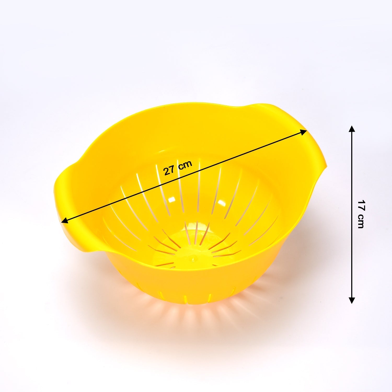 Bowl and strainer set for kitchen use. Bowl and strainer set for kitchen use.